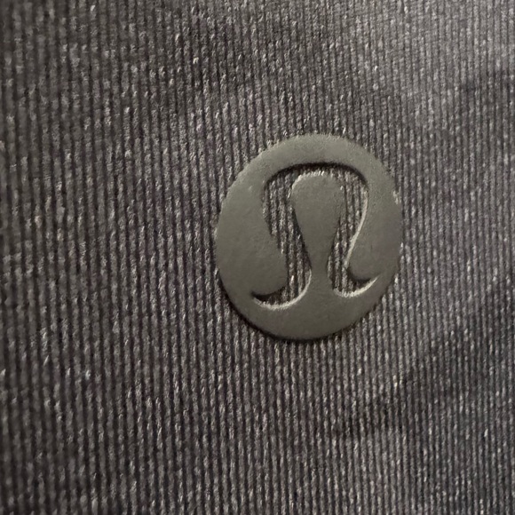 Lululemon On The Fly 7/8 Pant 27" in Incognito Camo Multi Grey Sz 4 - Picture 7 of 10